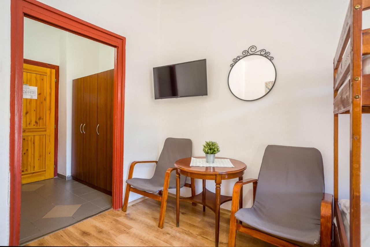 Lipicai Hotel Es Etterem Szilvasvarad Luaran gambar