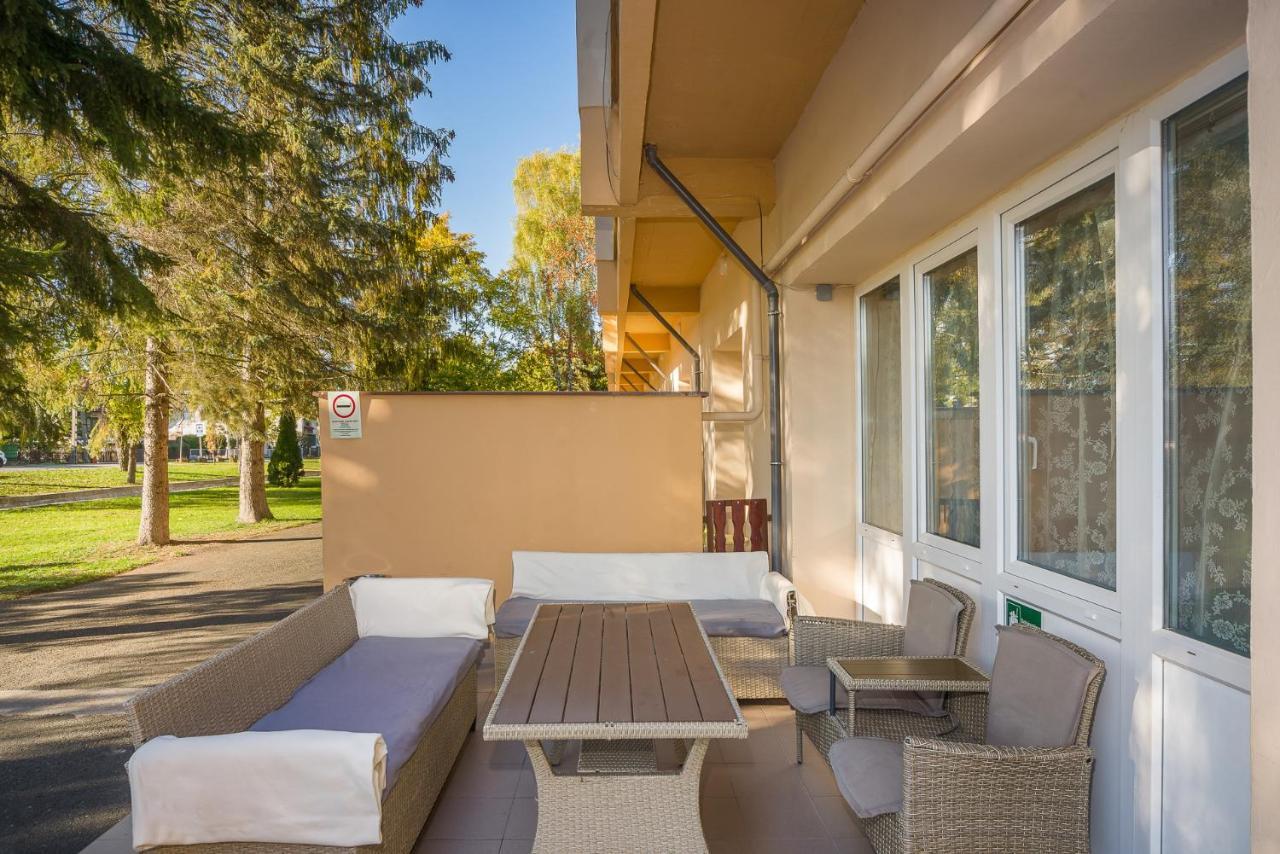 Lipicai Hotel Es Etterem Szilvasvarad Luaran gambar