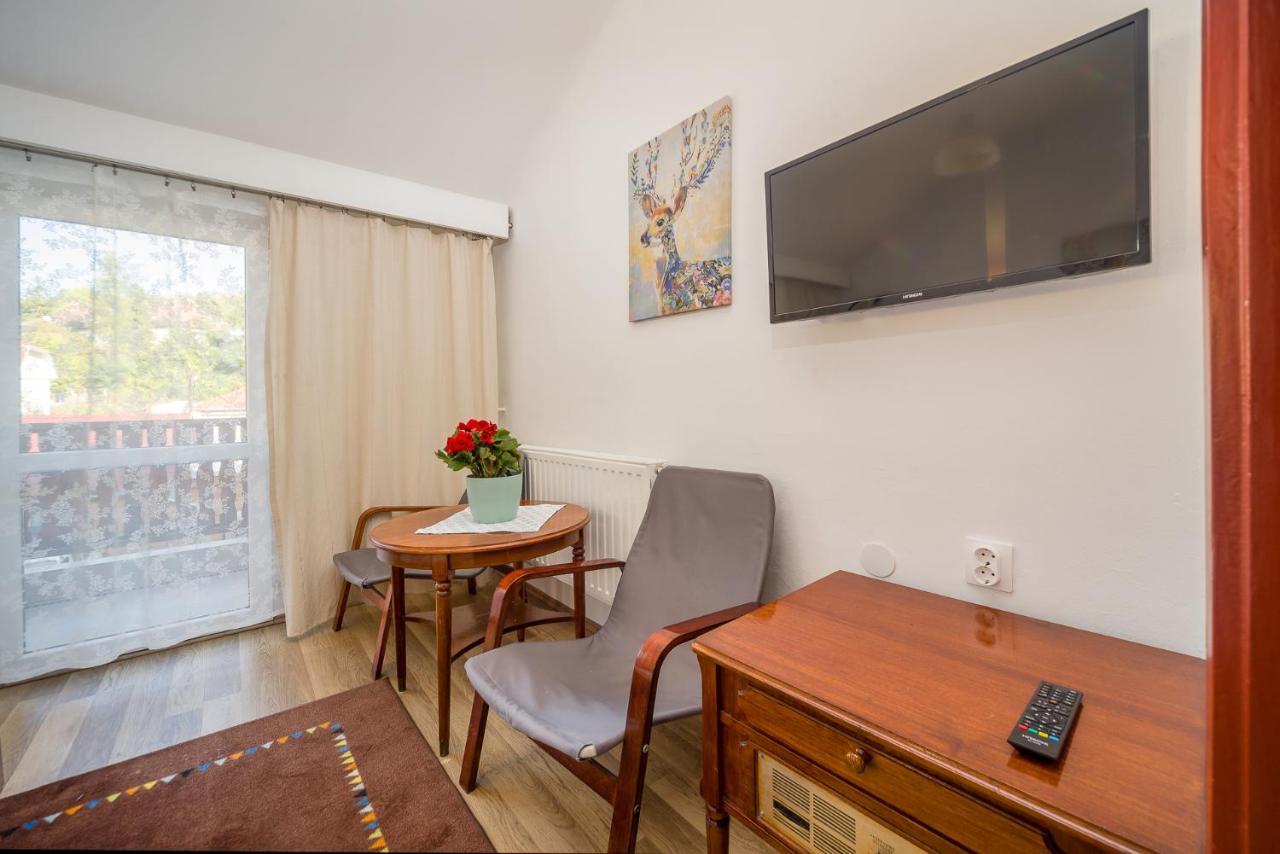Lipicai Hotel Es Etterem Szilvasvarad Luaran gambar