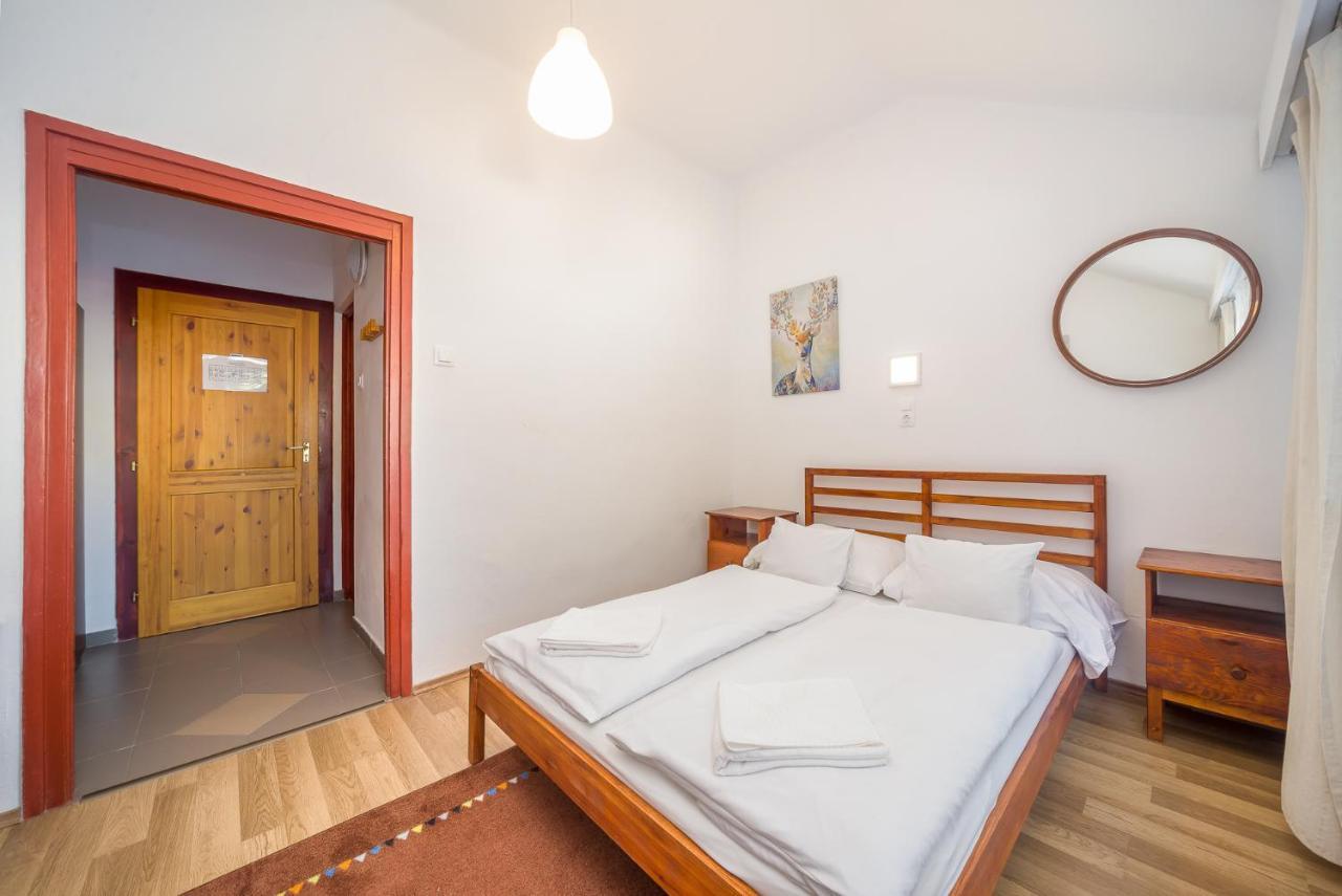 Lipicai Hotel Es Etterem Szilvasvarad Luaran gambar