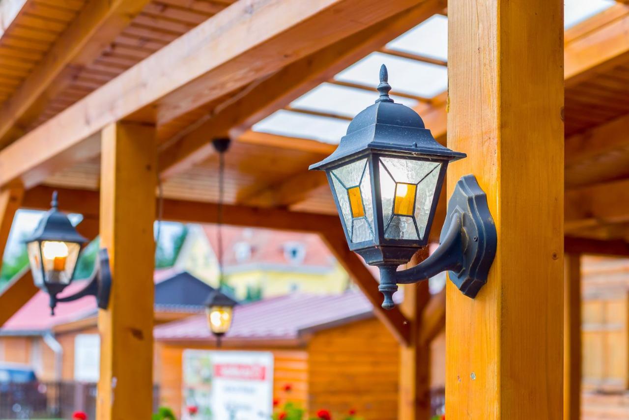 Lipicai Hotel Es Etterem Szilvasvarad Luaran gambar